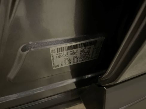 Used 2024 Nissan Rogue S image 26