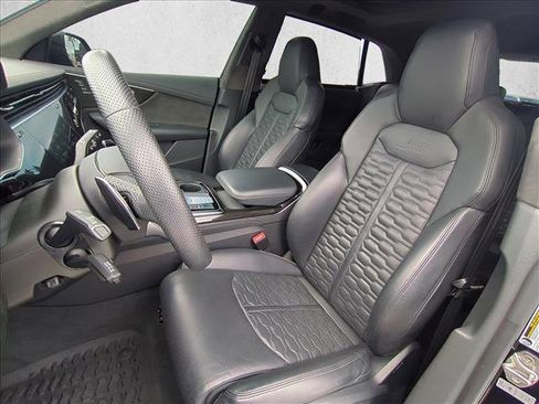 Used 2022 Audi RS Q8 w/ Black Optic Package image 17