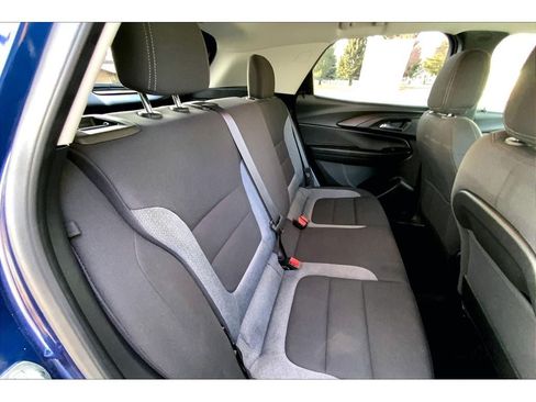 Used 2023 Chevrolet TrailBlazer LT w/ Convenience Package AWD/4WD image 28