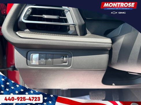 New 2026 Chevrolet Traverse LT w/ Driver Confidence Package FWD image 13
