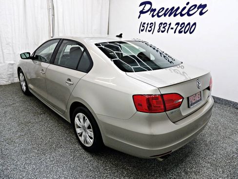 Used 2014 Volkswagen Jetta SE FWD image 4
