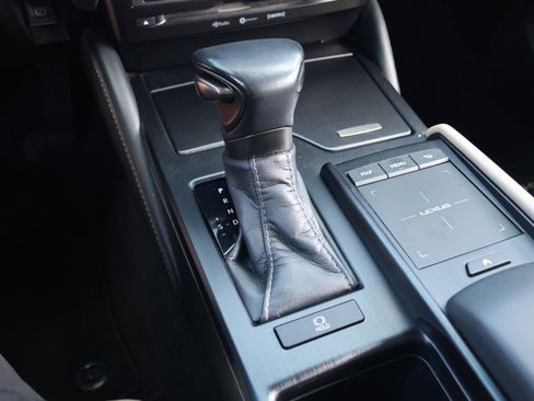 Used 2020 Lexus ES 350 w/ Premium Package FWD image 28