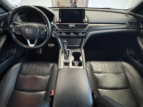 Used 2018 Honda Accord Sport image 22