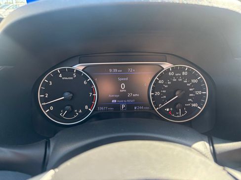 Used 2025 Nissan Altima 2.5 SV FWD image 40