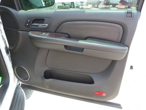 Used 2007 GMC Yukon Denali AWD/4WD image 37