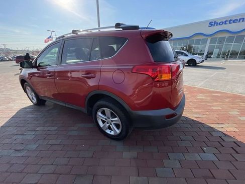 Used 2014 Toyota RAV4 XLE image 13