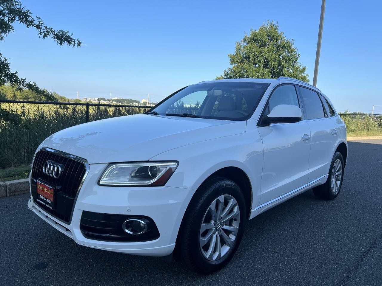 Used 2015 Audi Q5 2.0T Premium Plus AWD/4WD image 6