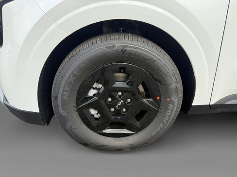 New 2026 Kia Carnival image 9