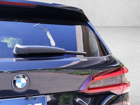 Used 2023 BMW X5 xDrive40i w/ Premium Package AWD/4WD image 8