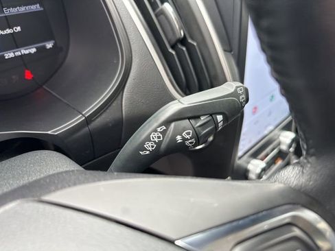 Used 2024 Ford Edge SEL w/ Convenience Package image 20