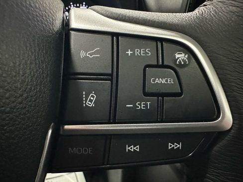 Used 2025 Toyota Sienna XLE image 20