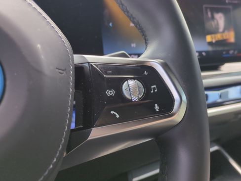 Used 2024 BMW i7 eDrive50 w/ M Sport Package RWD image 20