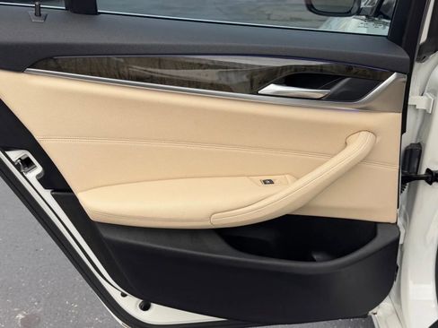 Used 2017 BMW 530i 530i Sedan 4D image 14