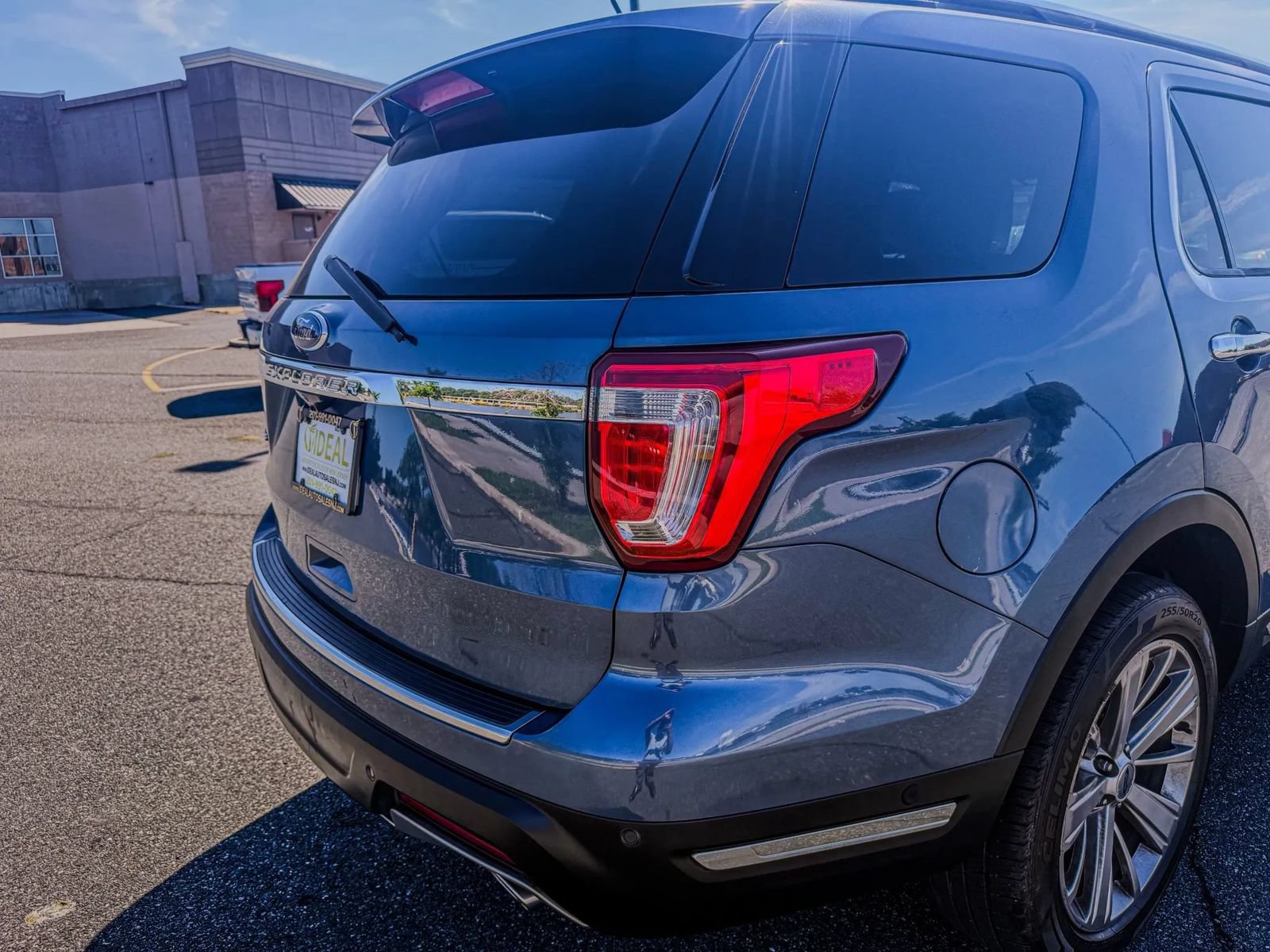 Used 2018 Ford Explorer Limited FWD image 34