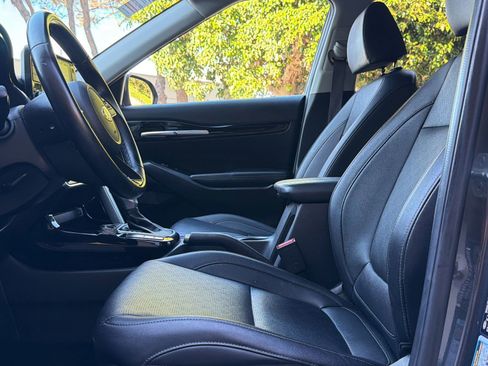 Used 2021 Kia Seltos EX image 5