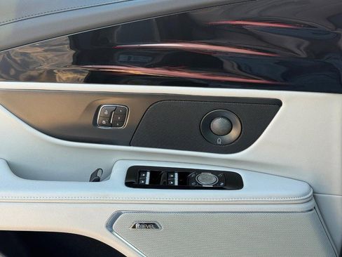 New 2026 Lincoln Nautilus Reserve image 20