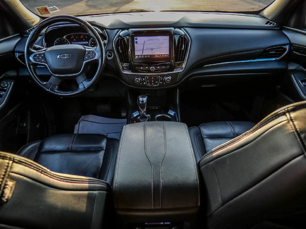 Used 2022 Chevrolet Traverse RS w/ LPO, Floor Liner Package FWD image 27