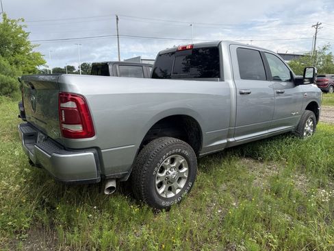 Used 2024 RAM 2500 Laramie AWD/4WD image 38