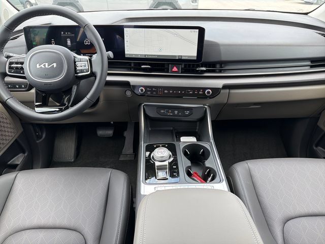 New 2026 Kia Carnival EX FWD image 9