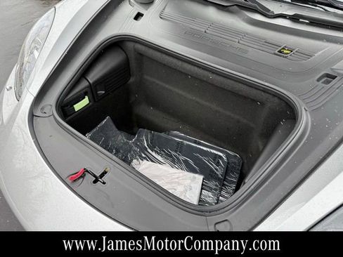 Used 2024 Porsche 718 Cayman w/ Premium Package RWD image 14