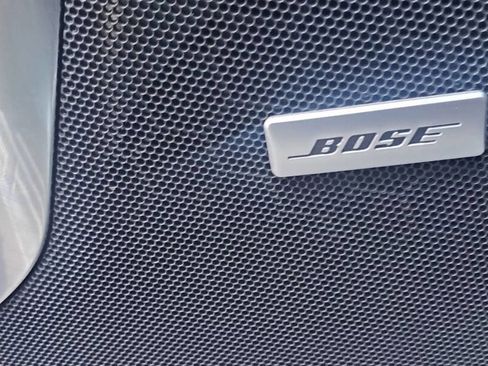 Used 2023 Chevrolet Suburban Premier image 27