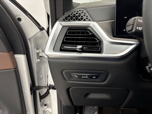 New 2026 BMW X5 xDrive40i AWD/4WD image 31