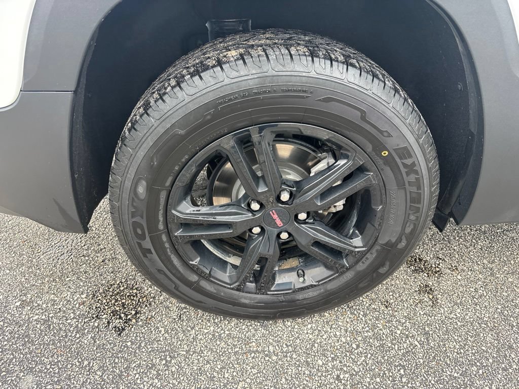 Used 2023 GMC Terrain AT4 AWD/4WD image 12