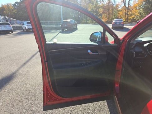 Used 2023 Hyundai Santa Fe SEL image 9