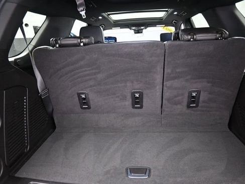 Used 2024 Chevrolet Tahoe High Country w/ Advanced Technology Package image 28