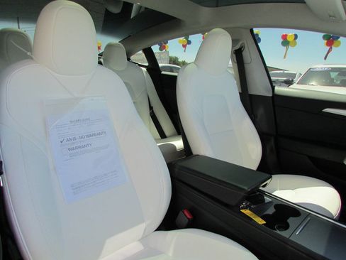 Used 2023 Tesla Model 3 Standard Range RWD image 18