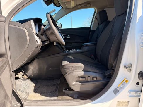 Used 2017 Chevrolet Equinox LT w/ Convenience Package image 22