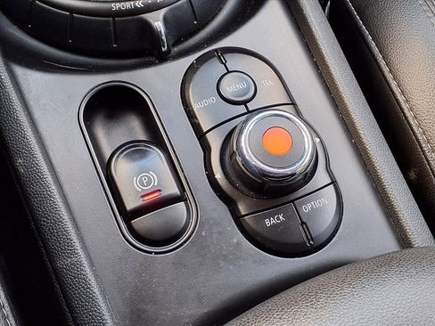 Used 2017 MINI Cooper Clubman S image 22