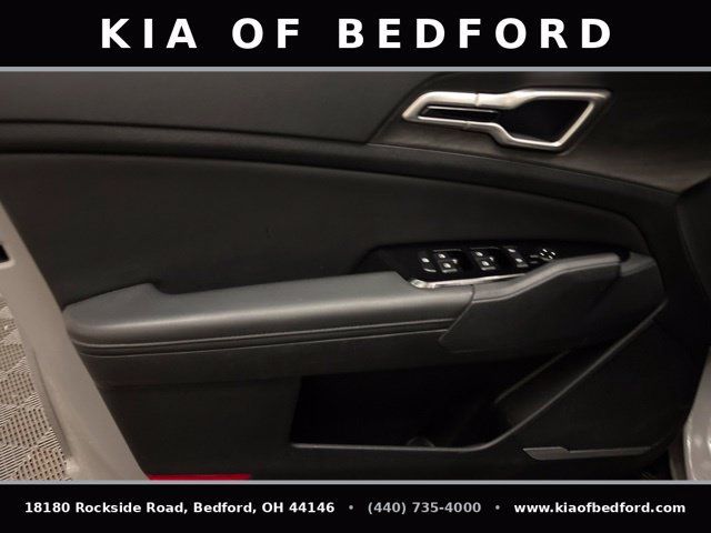 Certified 2025 Kia Sportage X-Line w/ Premium Package AWD/4WD image 12