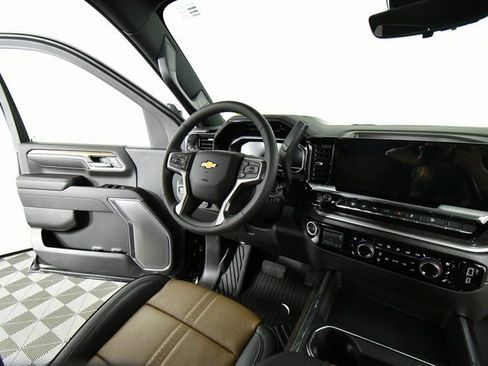 New 2025 Chevrolet Silverado 3500 High Country w/ Technology Package image 20