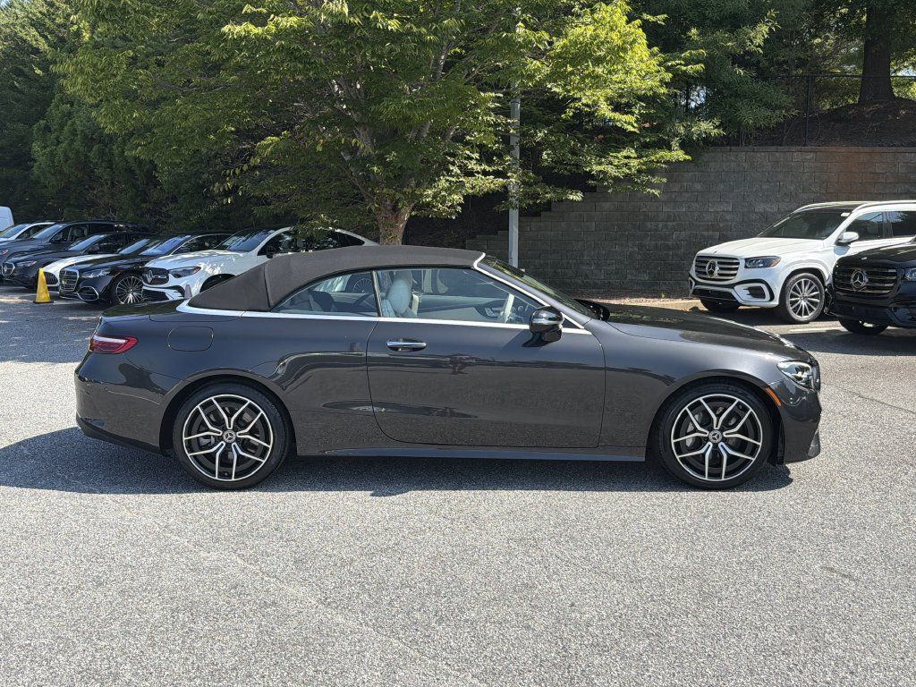 Used 2023 Mercedes-Benz E 450 Cabriolet image 9