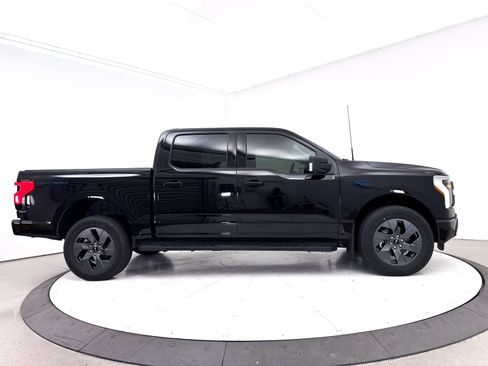 Used 2024 Ford F150 Lightning Flash AWD/4WD image 37