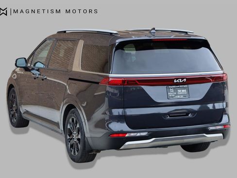 Used 2024 Kia Carnival SX Prestige FWD image 9