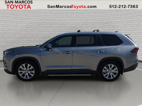 Used 2025 Toyota Grand Highlander AWD Hybrid image 9