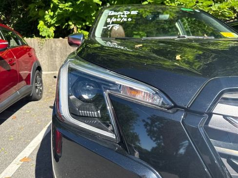 Used 2023 Subaru Forester Touring AWD/4WD image 6