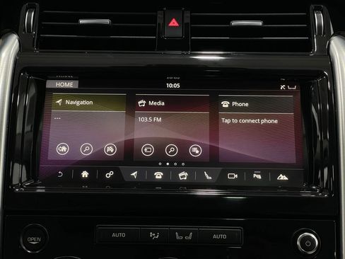 Used 2018 Land Rover Discovery HSE image 25