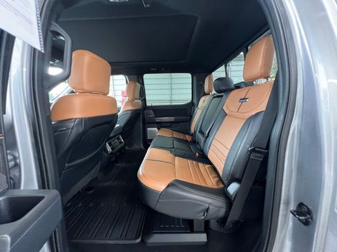 Used 2023 Ford F350 Platinum w/ FX4 Off-Road Package image 20