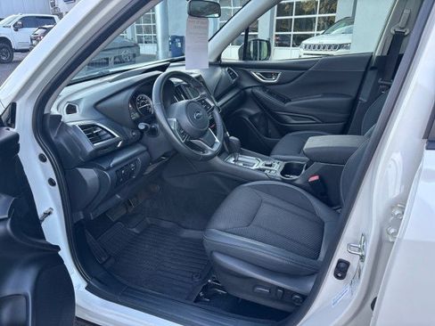 Certified 2022 Subaru Forester Premium AWD/4WD image 14
