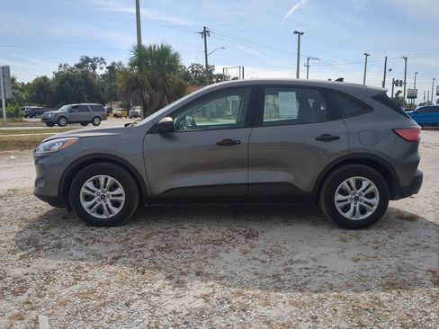 Used 2022 Ford Escape S image 7