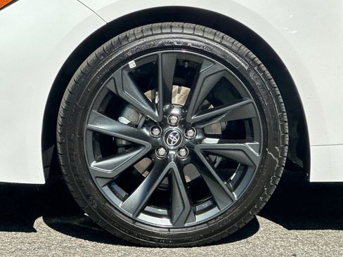 Certified 2025 Toyota Corolla SE w/ Convenience Package image 25