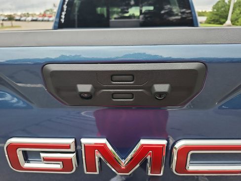 New 2026 GMC Sierra 1500 Denali w/ Denali Reserve Package image 9