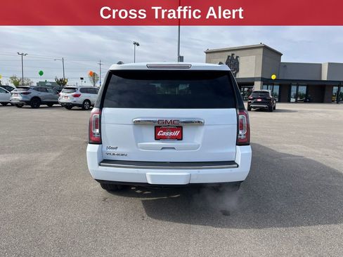 Used 2019 GMC Yukon Denali AWD/4WD image 4