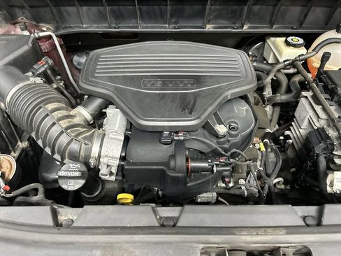 Used 2017 GMC Acadia SLT AWD/4WD image 24