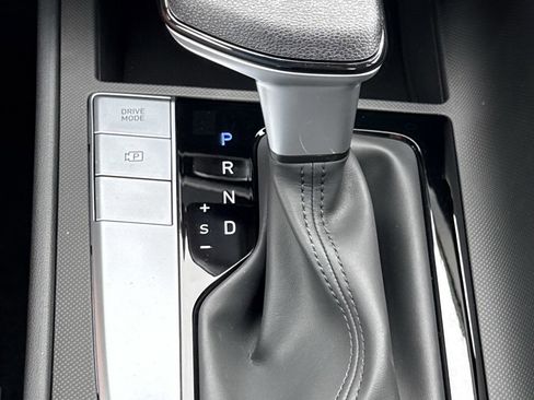 New 2026 Hyundai Elantra SE FWD image 25