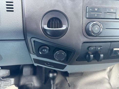 Used 2015 Ford F350 XL w/ Power Equipment Group image 32