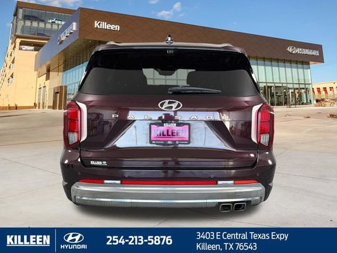 Used 2024 Hyundai Palisade Calligraphy FWD image 7